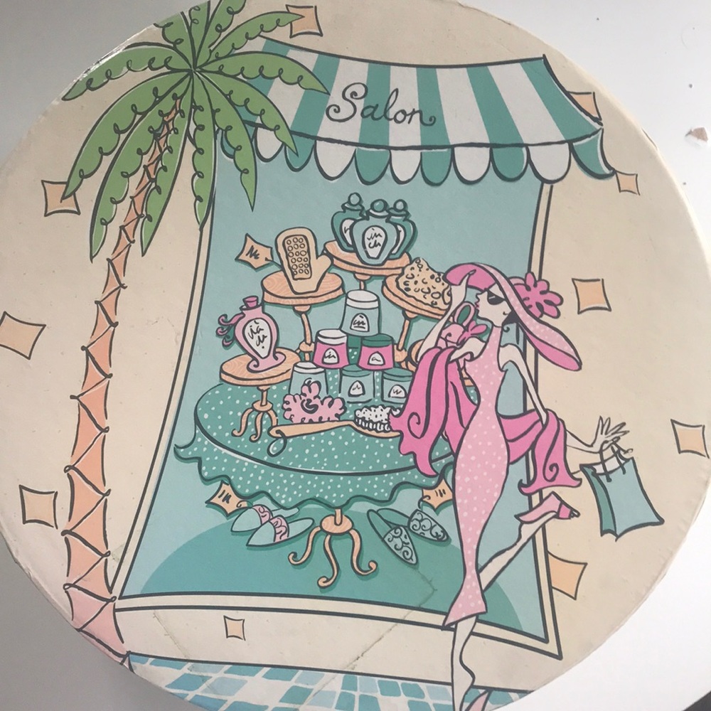 Round VINTAGE box